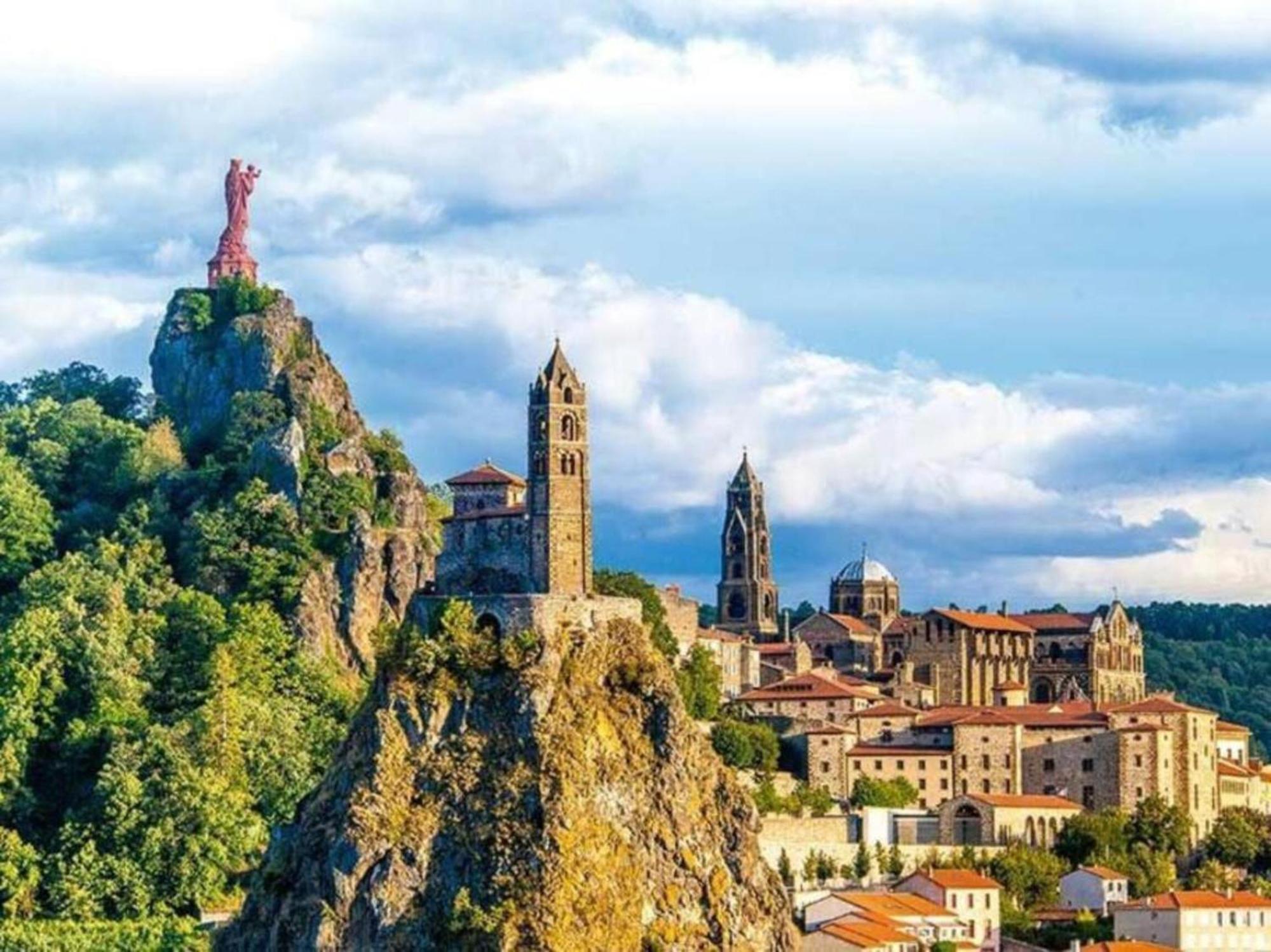 Appartement Foch Le Puy-en-Velay Bagian luar foto